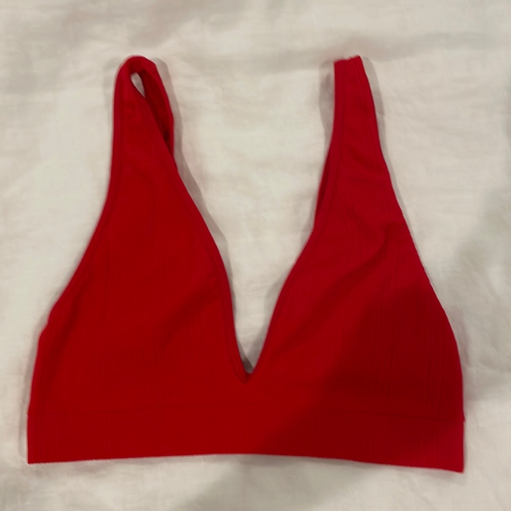 VICTORIA’S SECRET PINK red bra top. Super comfortable and cute. Ribbed.